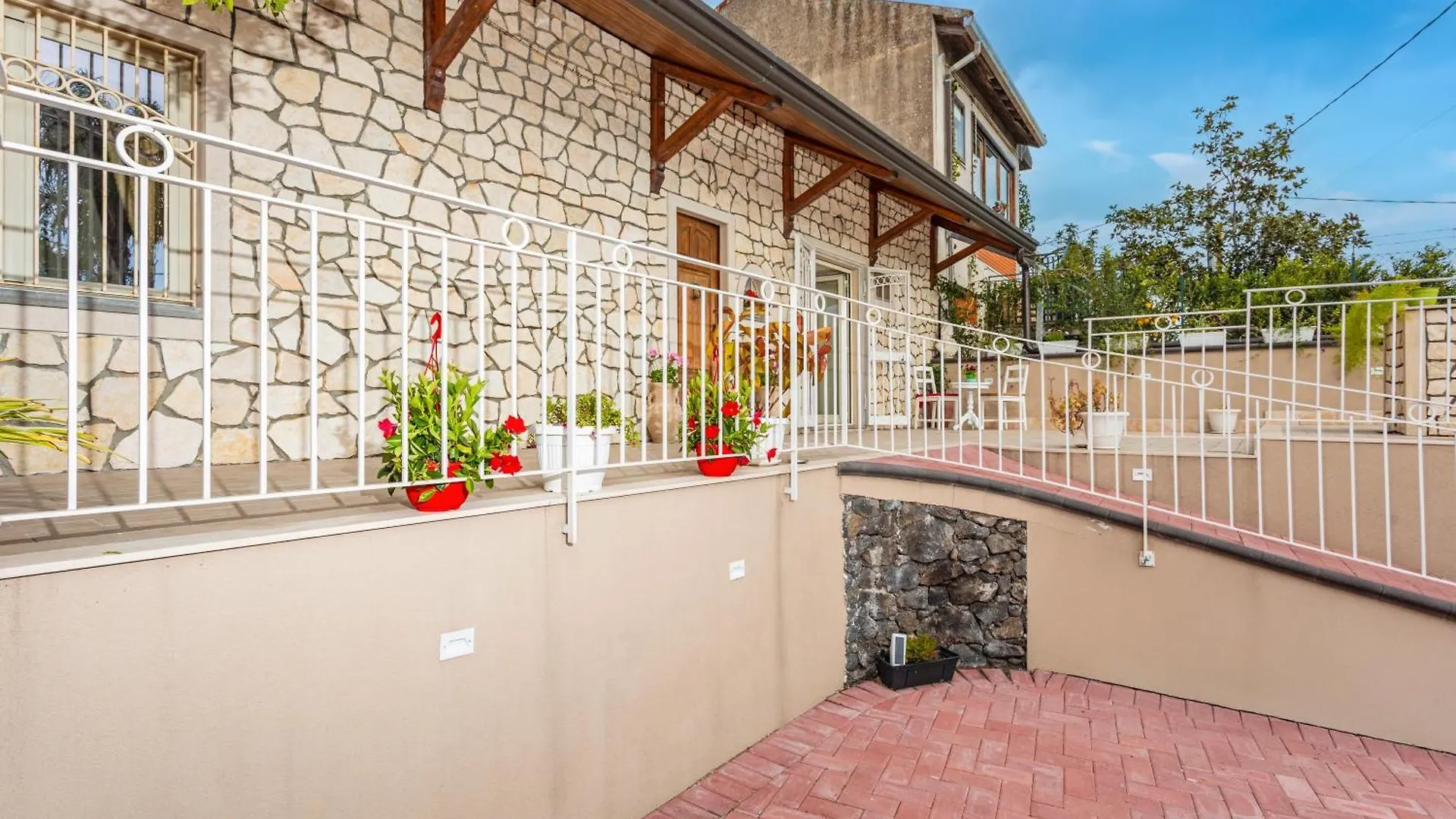 Petra Janca Apartamento Aci SantʼAntonio
